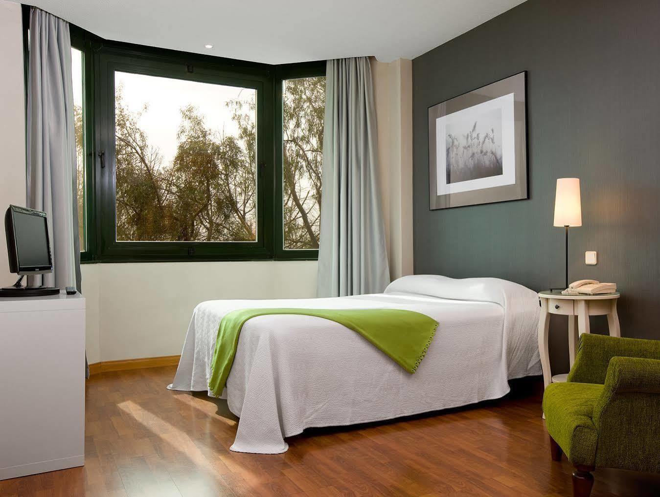 Apartamentos Th Las Rozas Exterior photo
